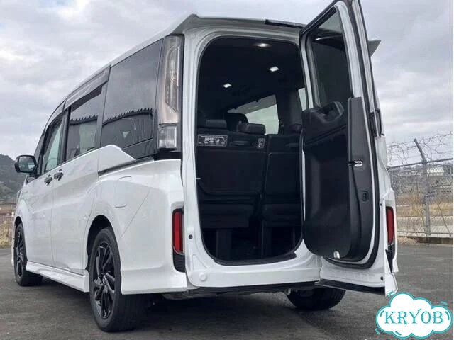 Авто из Япония. Без пробега по РФ. Honda Stepwgn фото 9