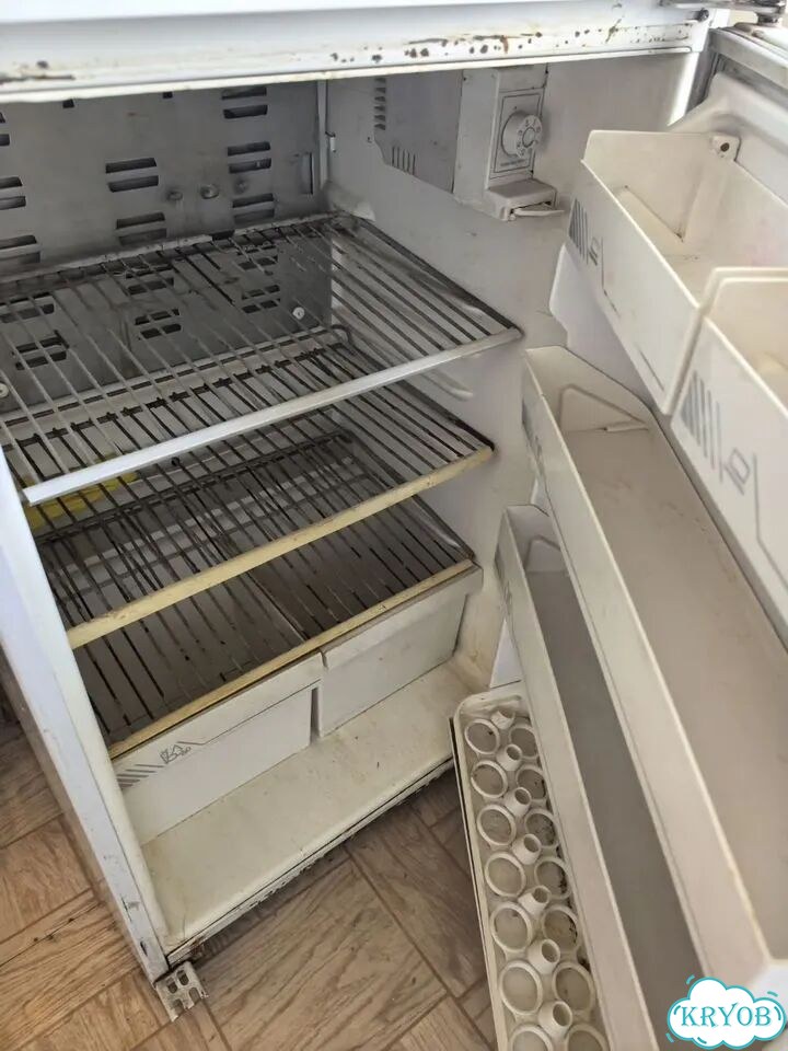 Холодильник бу фото 3