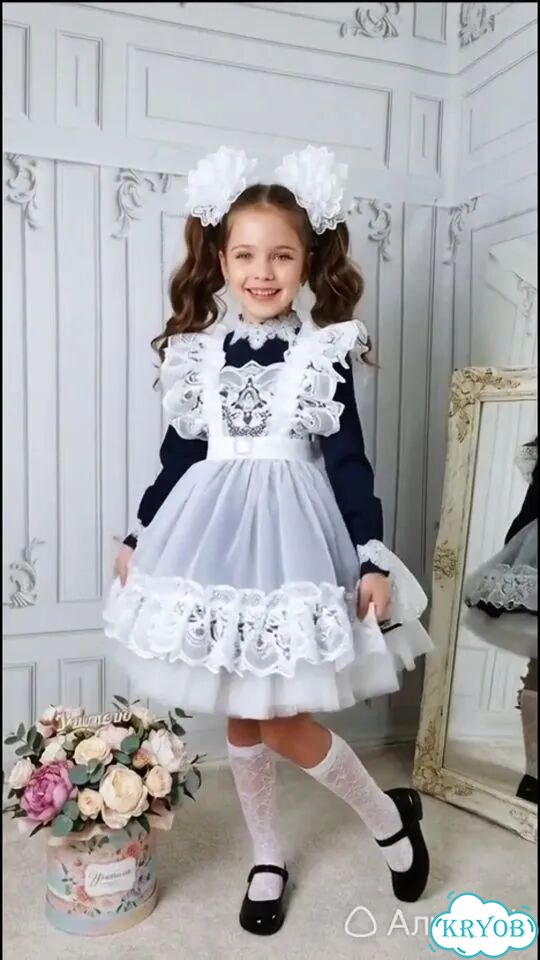 Школьный белый дизайнерсктй фартук нарядный фото 1