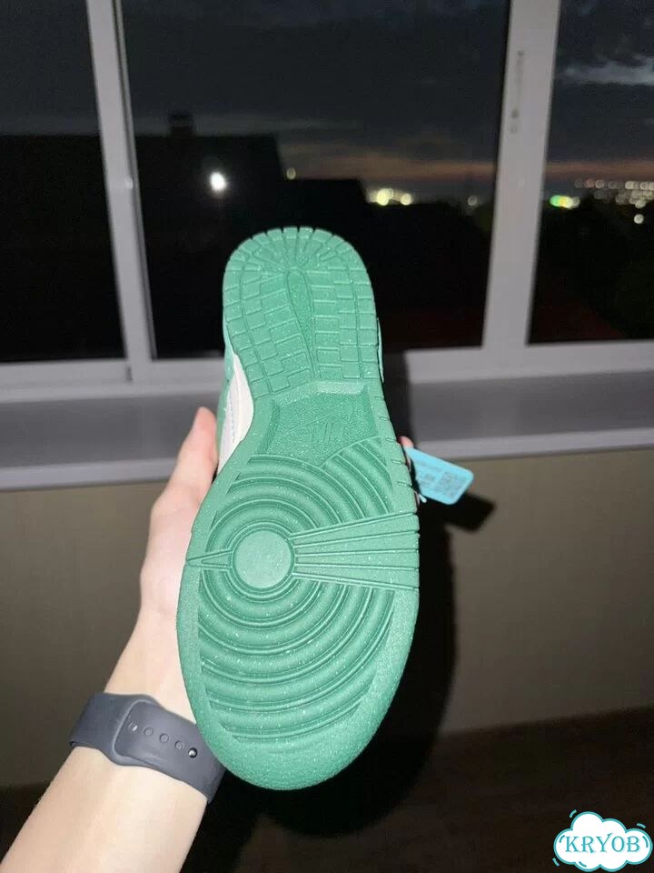 39 размер nike Dunk Disrupt 2 malachite оригинал фото 6
