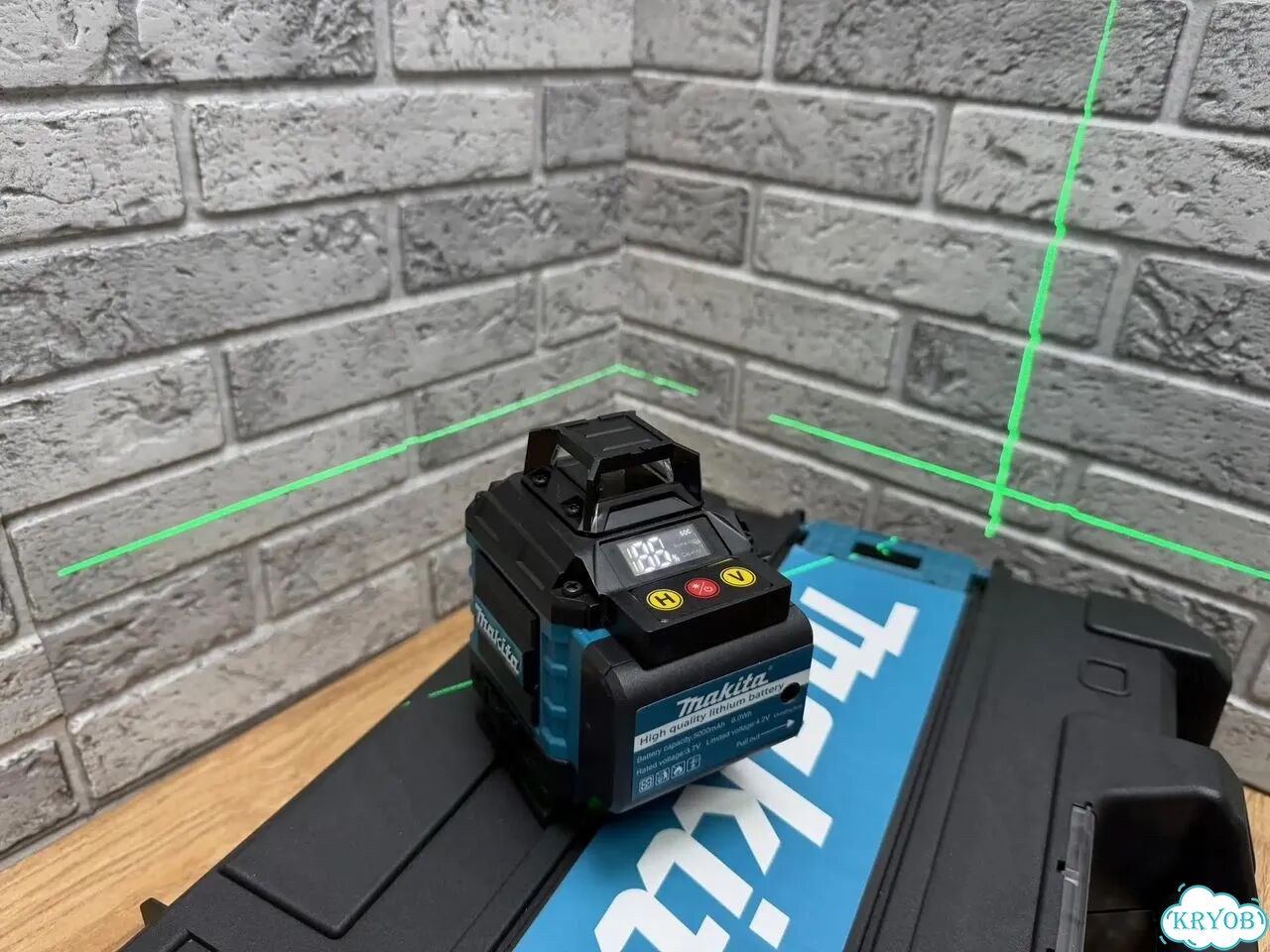 Лазерный уровень Makita 4D реплика фото 3
