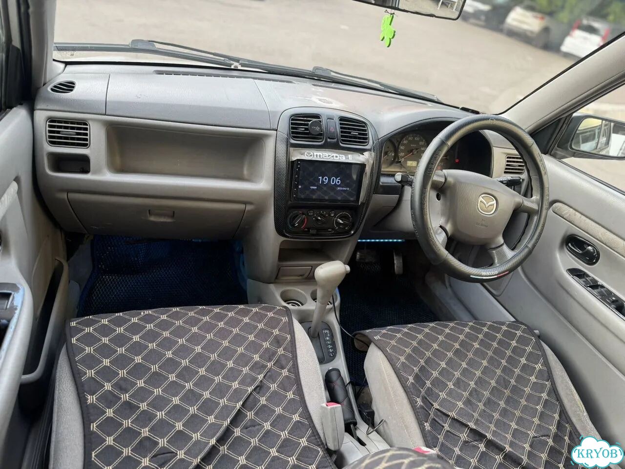 Mazda Demio 1.3 AT, 2000, 250 000 км фото 15
