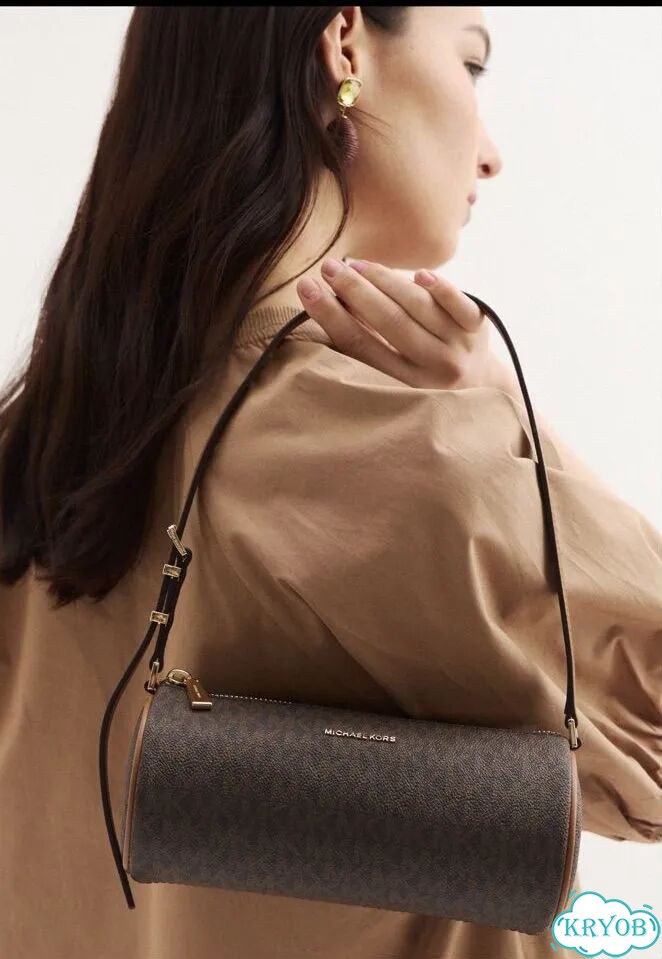 Сумка багет michael kors фото 1
