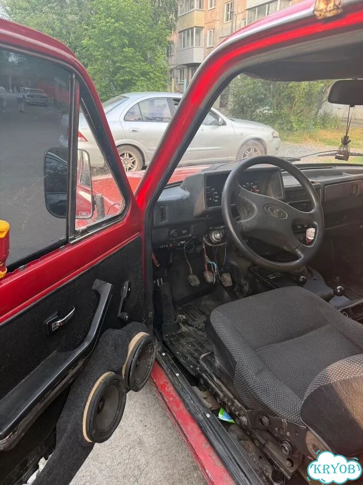 ВАЗ (LADA) 4x4 (Нива) 1.7 MT, 1995, 100 000 км фото 2
