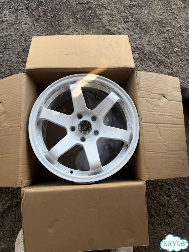 Кованые диски Rays Volk Racing TE37 8.5×R17 5×114.3 фото 1