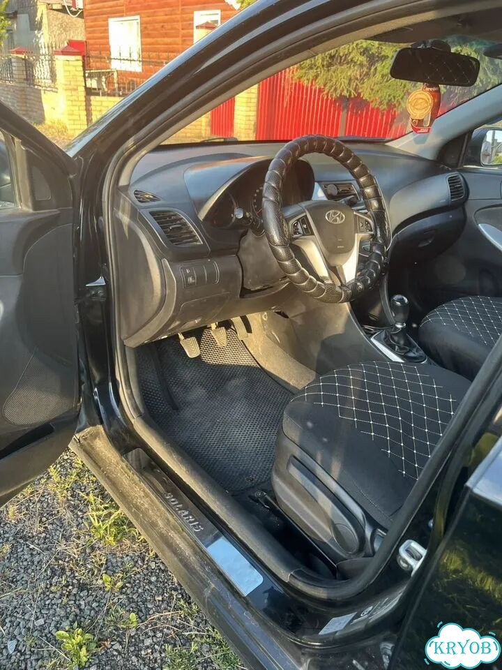 Hyundai Solaris 1.6 MT, 2011, 407 000 км фото 8