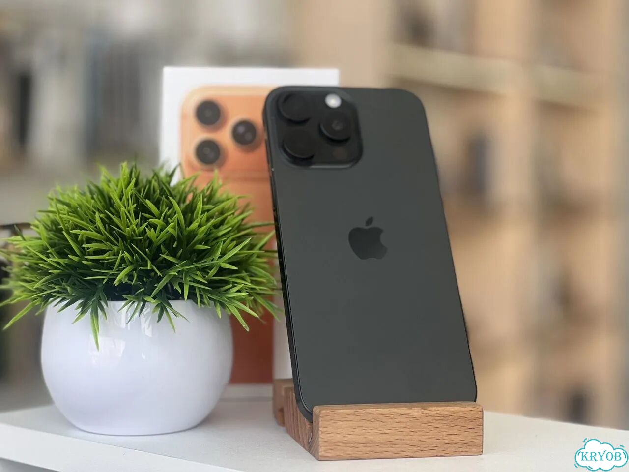 iPhone 16 Pro Max, 256 ГБ фото 1