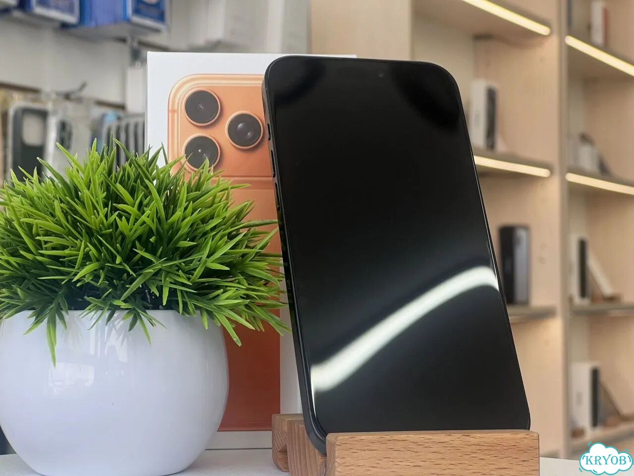 iPhone 16 Pro Max, 256 ГБ фото 2