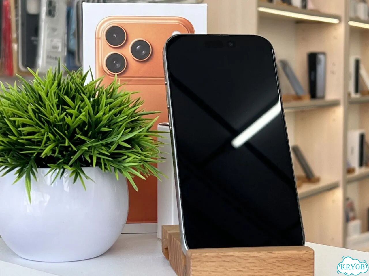 iPhone 15 Pro, 128 ГБ фото 2