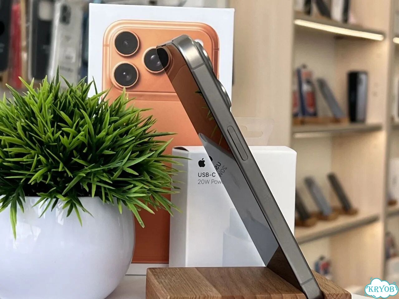 iPhone 15 Pro, 128 ГБ фото 4