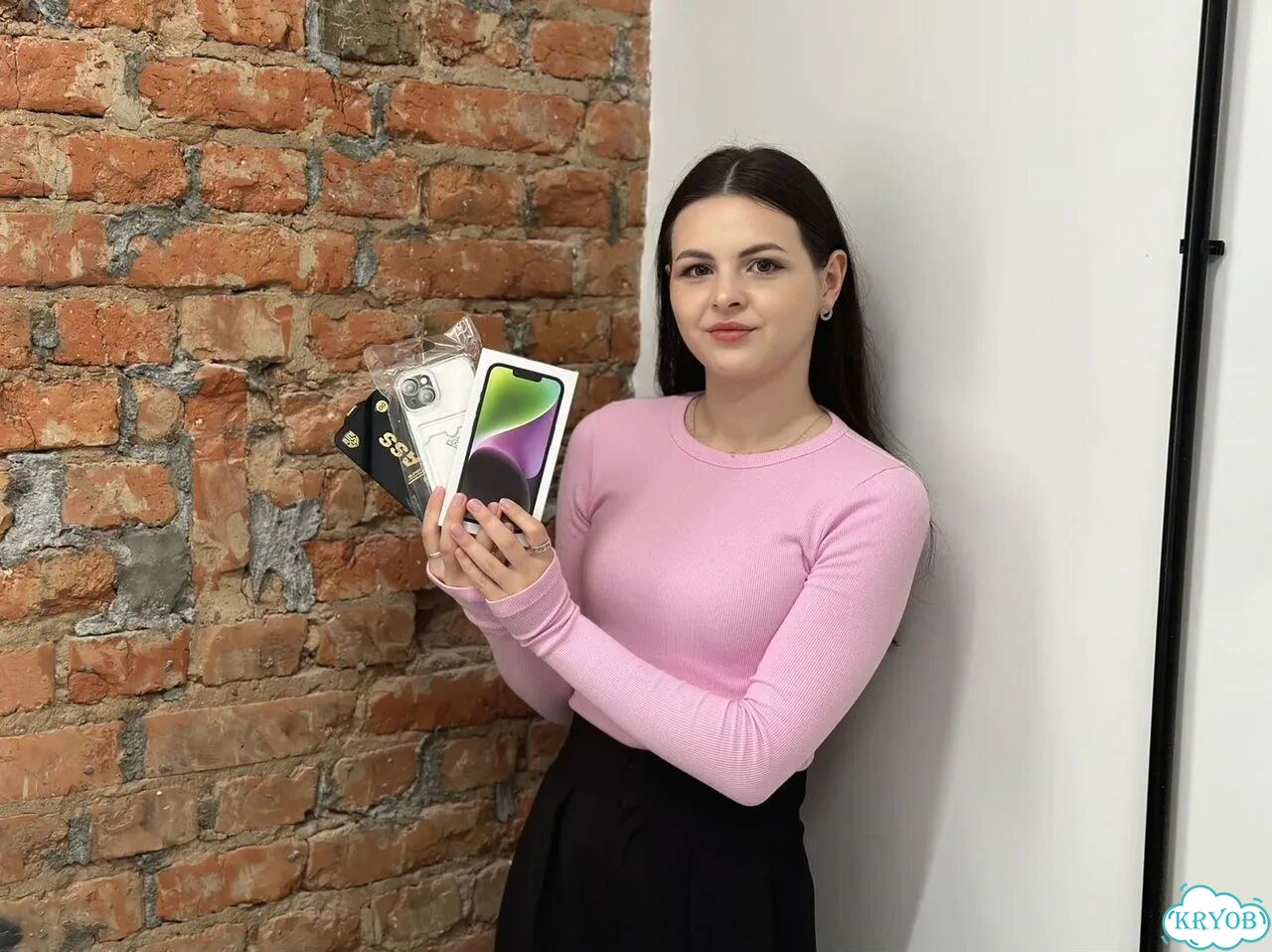iPhone 14, 256 ГБ, 1 SIM фото 1