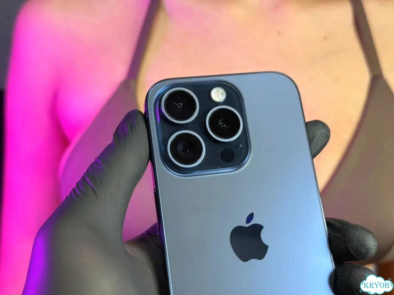 iPhone 15 Pro, 512 ГБ, 1 SIM фото 3