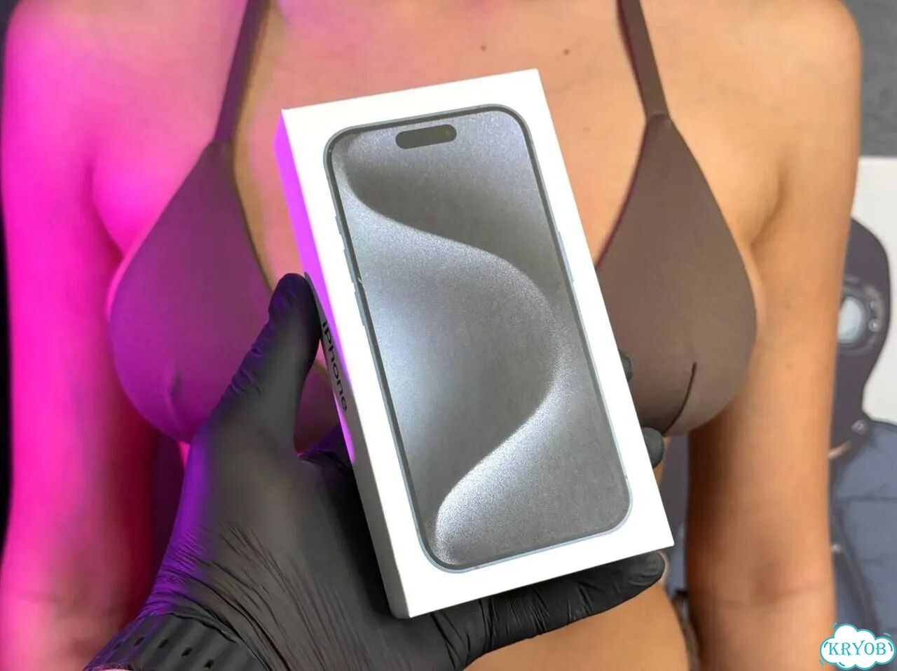 iPhone 15 Pro, 512 ГБ, 1 SIM фото 1