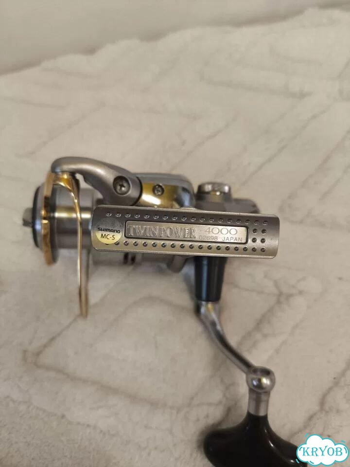 Катушка Shimano 11 twin power 4000 фото 4