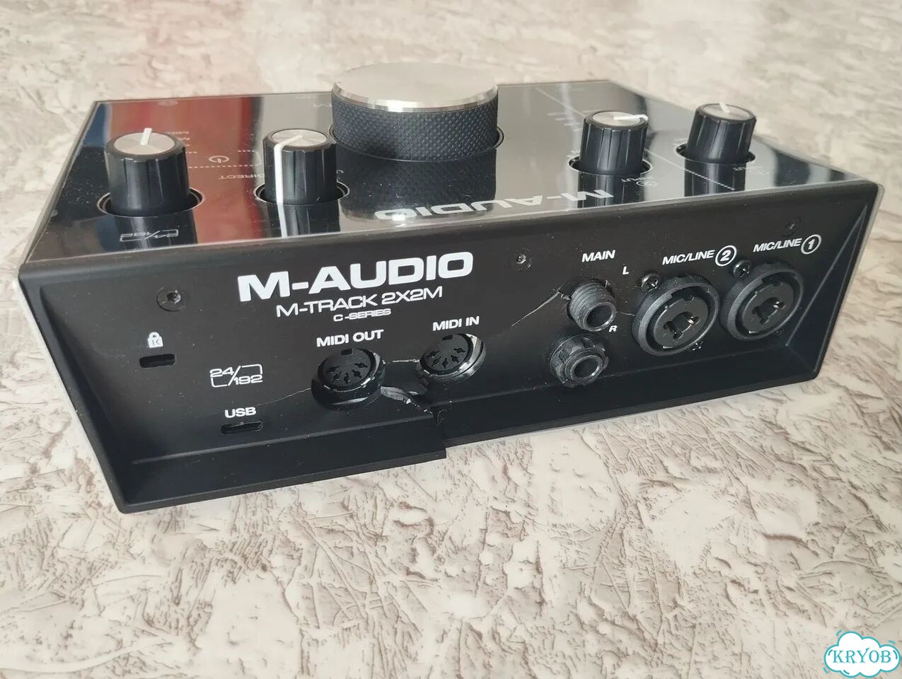 M-Audio M-Track 2X2M Звуковая карта фото 2