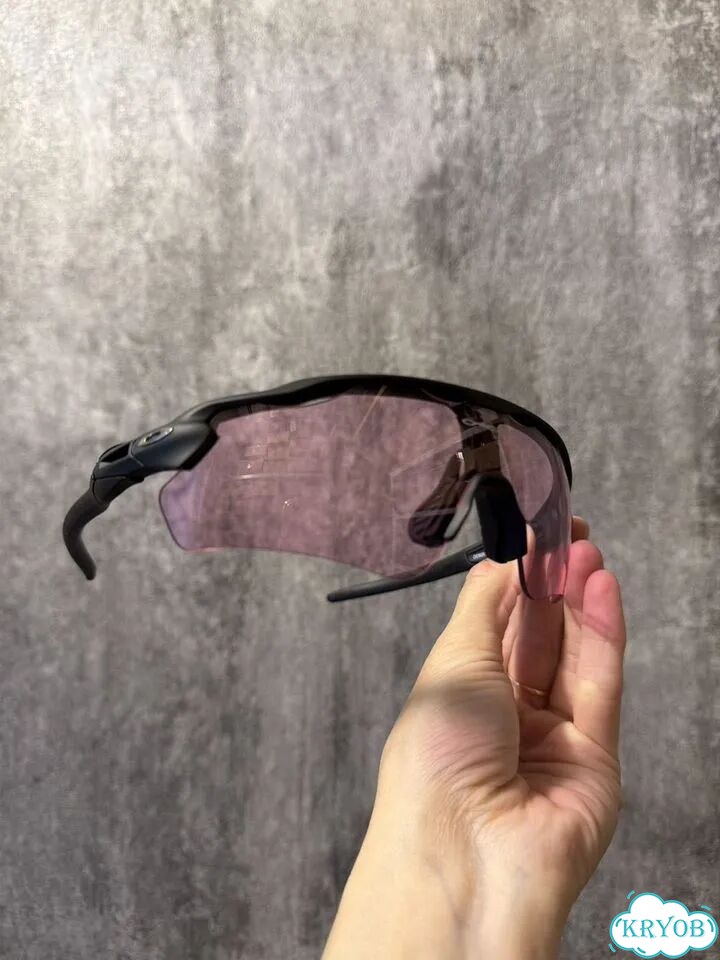 Новые очки солнцезащитные спортивные oakley radar фото 1