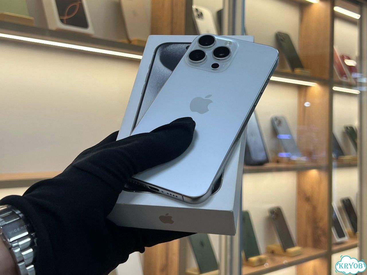 iPhone 15 Pro Max, 256 ГБ, SIM + eSIM фото 1