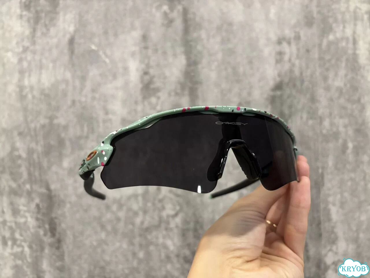 Солнцезащитные очки мужские oakley radar фото 2