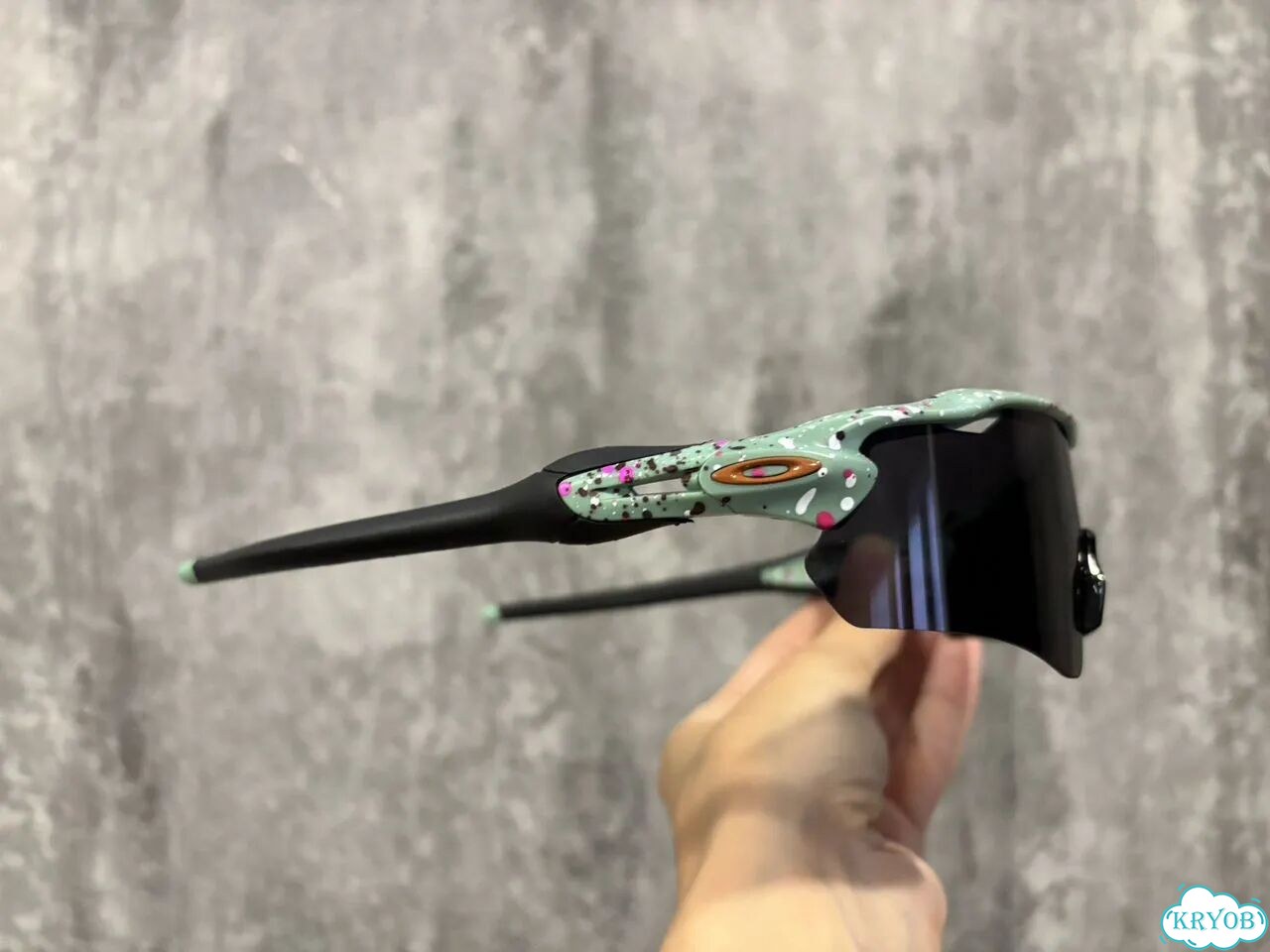 Солнцезащитные очки мужские oakley radar фото 4