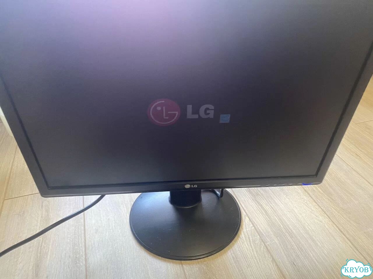 Монитор LG Flatron W2234S фото 2