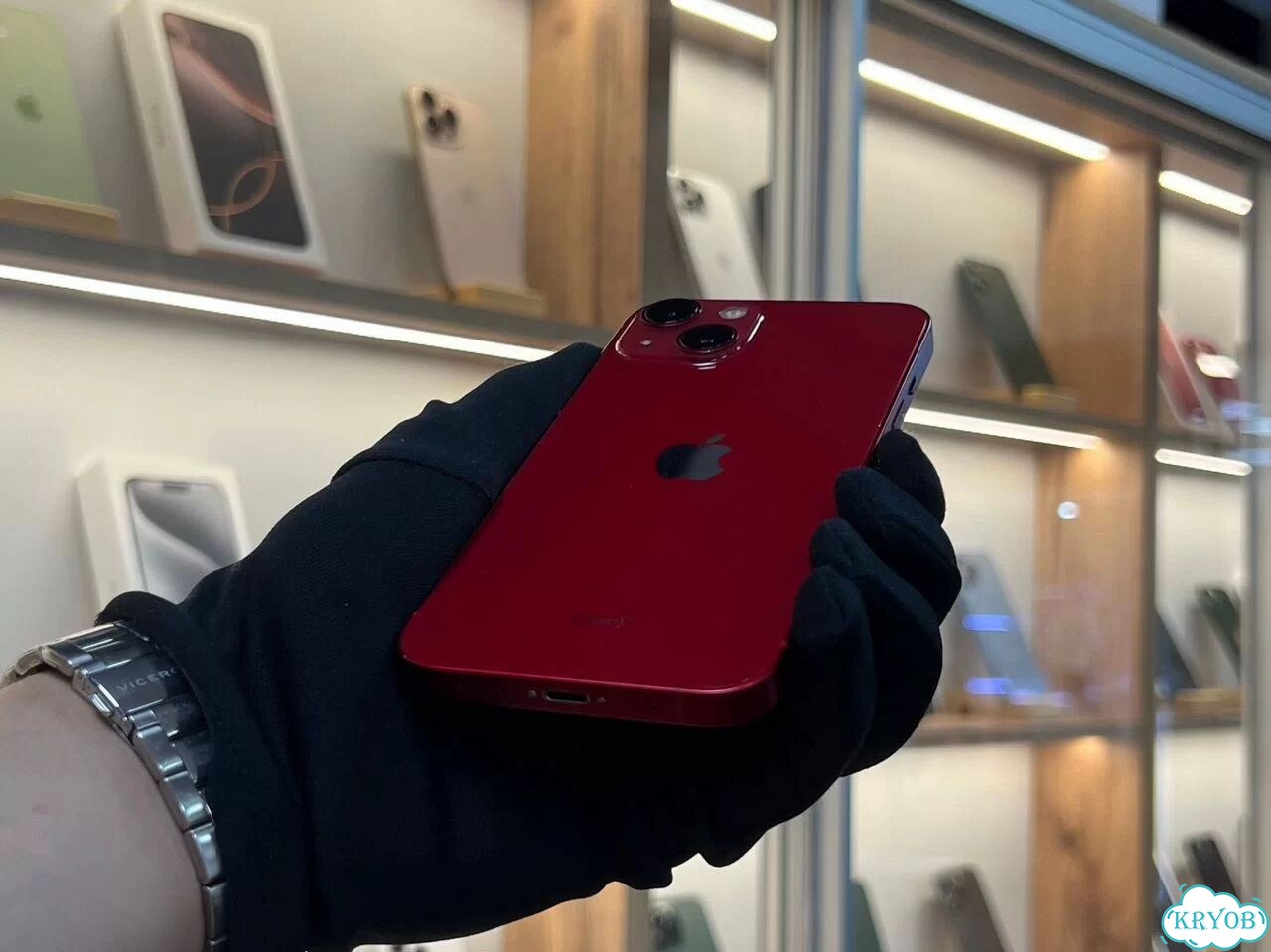 iPhone 13, 128 ГБ, SIM + eSIM фото 1