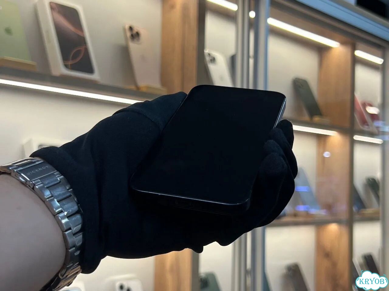 iPhone 13, 256 ГБ, SIM + eSIM фото 5