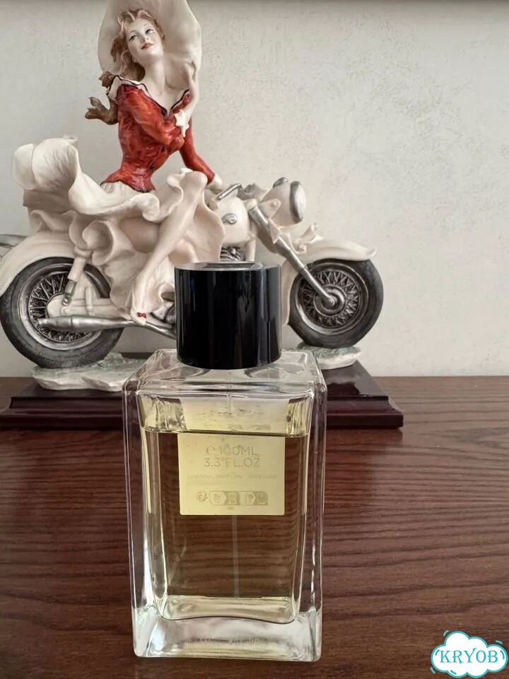 Парфюм essential parfums paris bois imperial фото 5