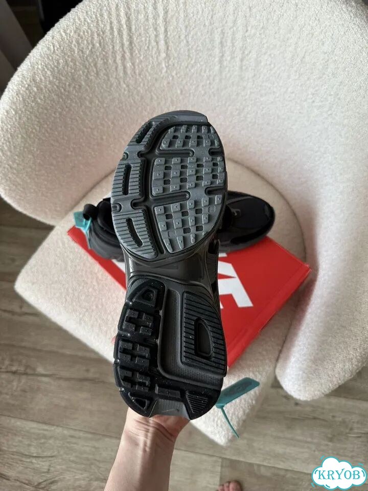 Кроссовки Nike v2k run gtx фото 3