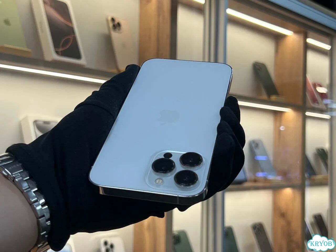 iPhone 13 Pro Max, 256 ГБ, SIM + eSIM фото 2