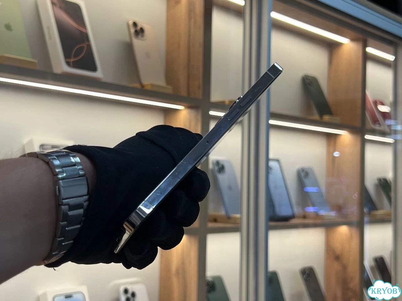 iPhone 13 Pro Max, 256 ГБ, SIM + eSIM фото 4