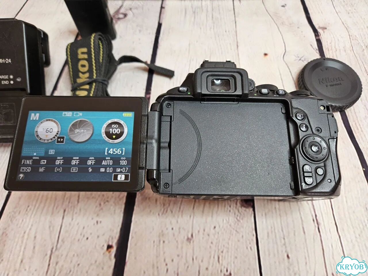Nikon d5600 body (тушка) 80k фото 7