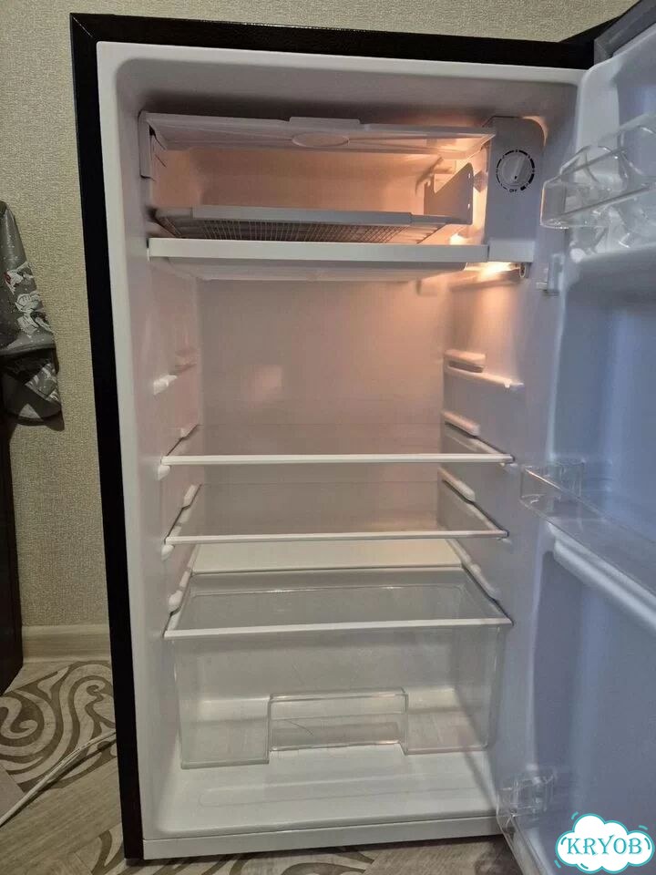 Холодильник маленький фото 2