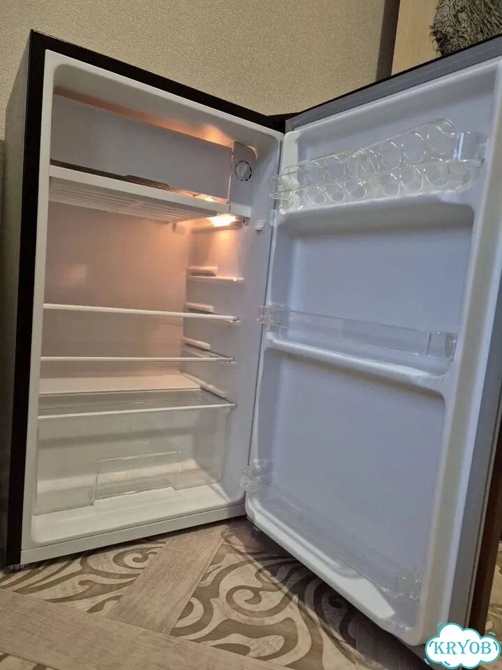 Холодильник маленький фото 4