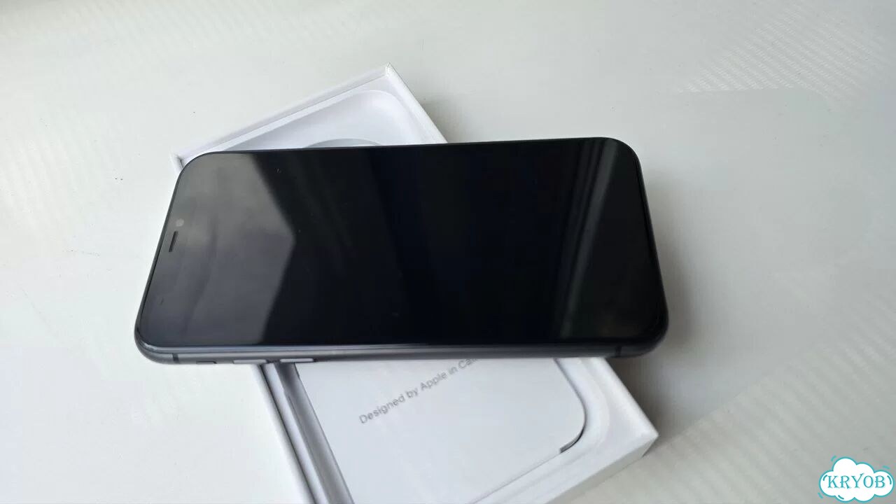 iPhone 11, 64 ГБ, SIM + eSIM фото 2