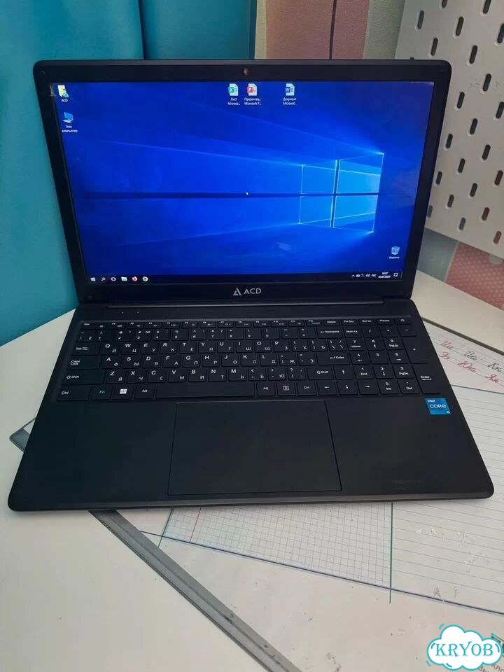 Ноутбук 15,6', i5, 8gb DDR4, 250gb ssd фото 1
