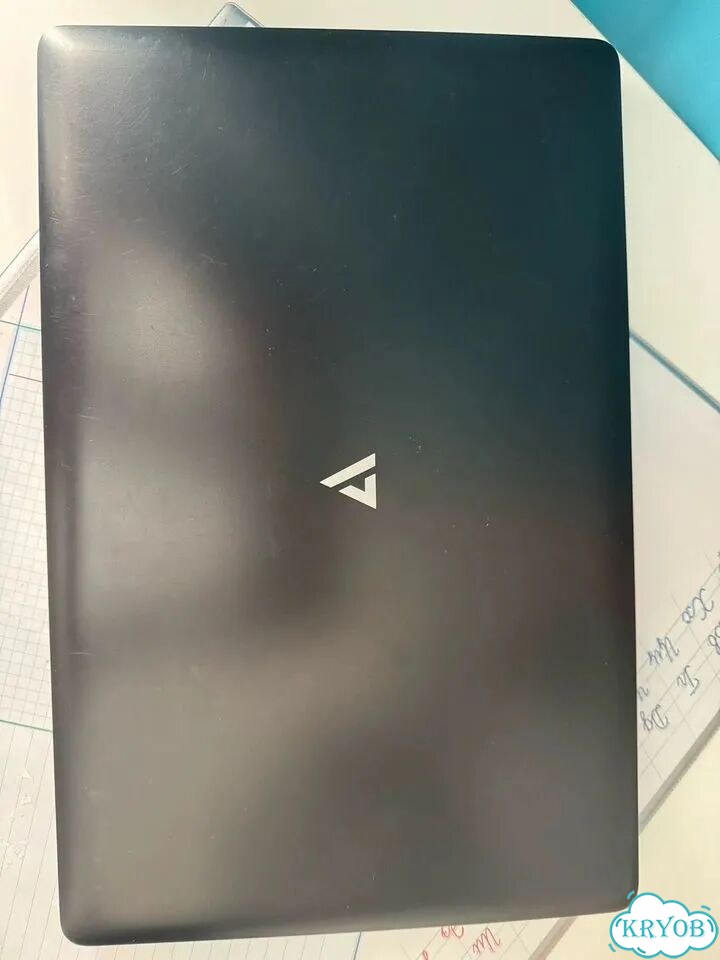 Ноутбук 15,6', i5, 8gb DDR4, 250gb ssd фото 4