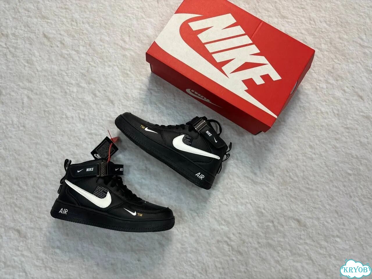 Кроссовки Nike Air Force 1 фото 3