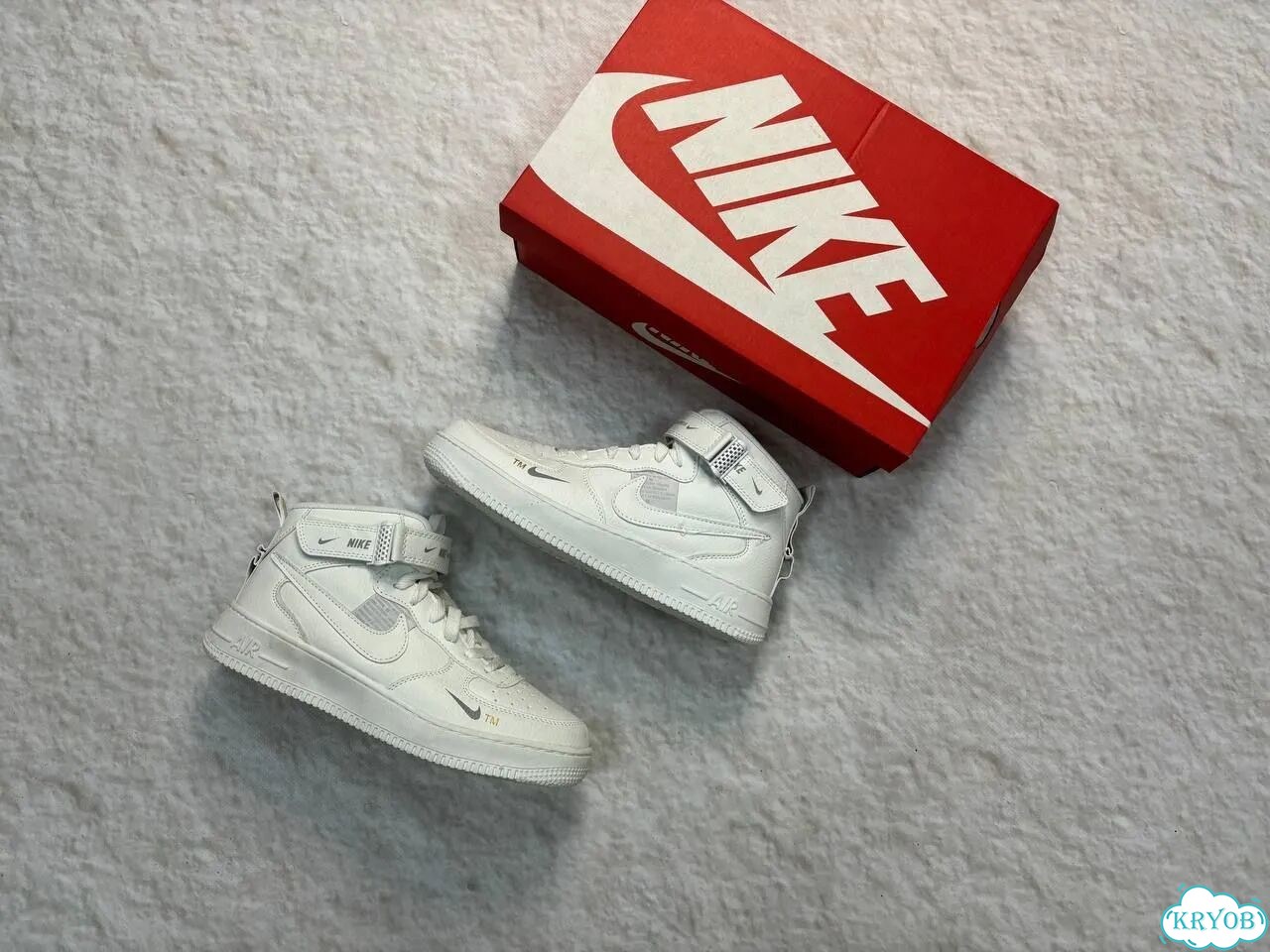 Кроссовки Nike Air Force 1 45 размер фото 2