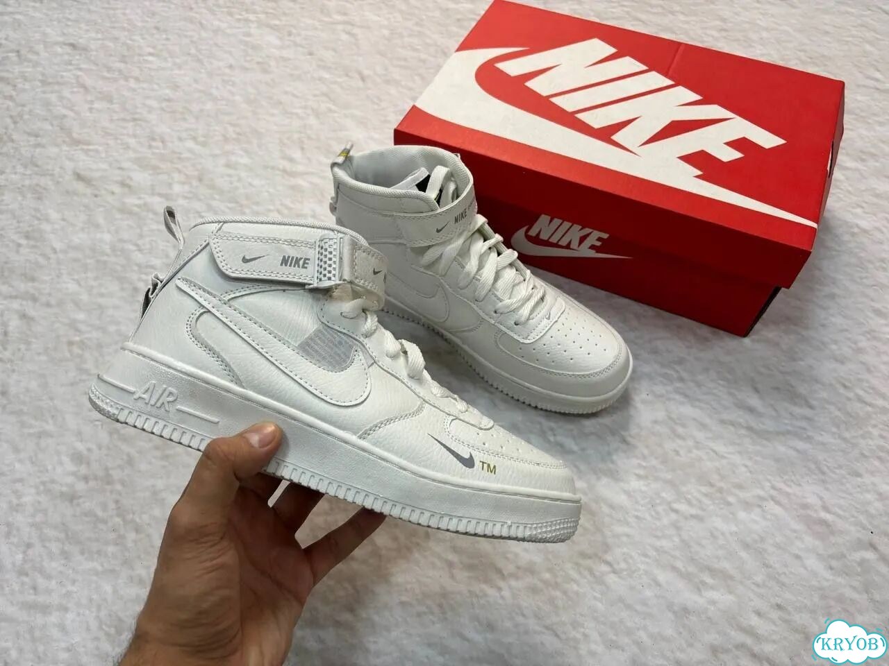 Кроссовки Nike Air Force 1 45 размер фото 4