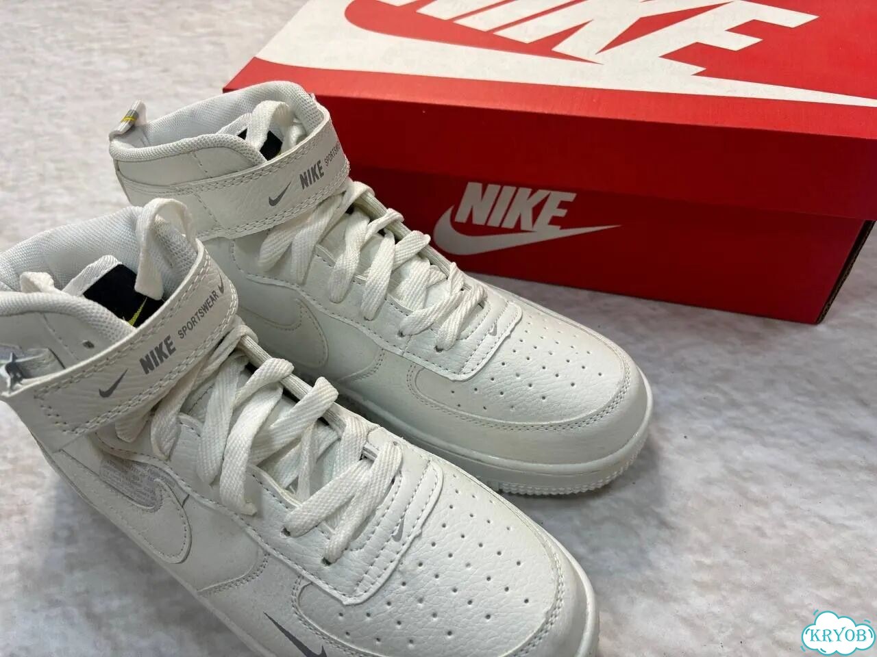 Кроссовки Nike Air Force 1 45 размер фото 5