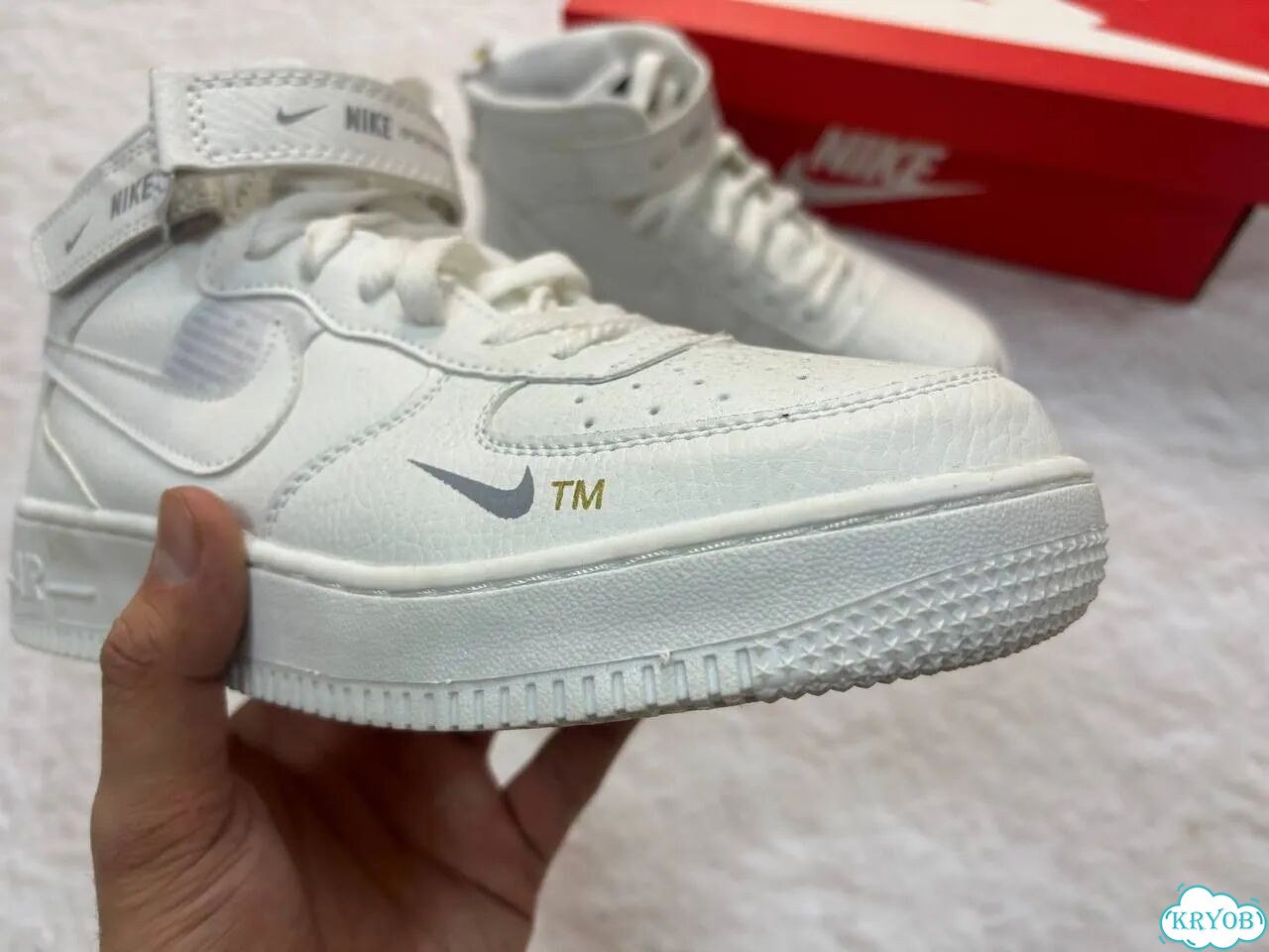 Кроссовки Nike Air Force 1 45 размер фото 6