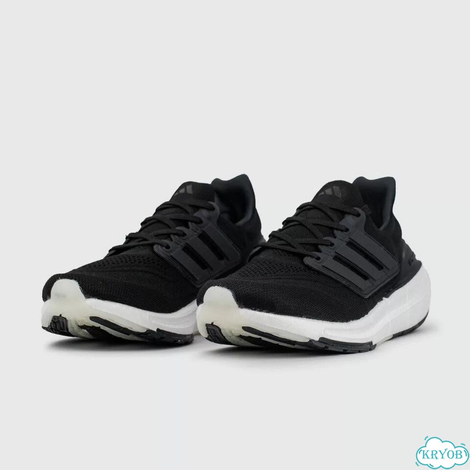 Кроссовки Adidas Ultraboost Light Black White фото 2