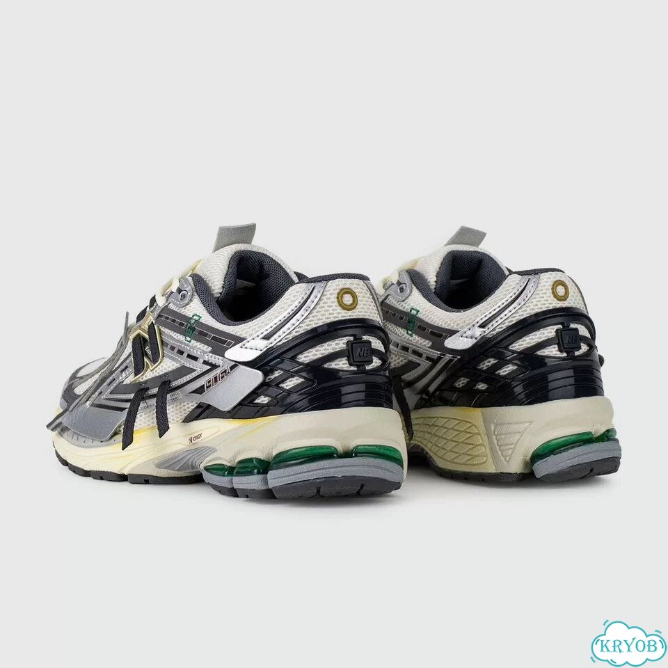 Кроссовки New Balance 1906A Silver Gold Metallic фото 4