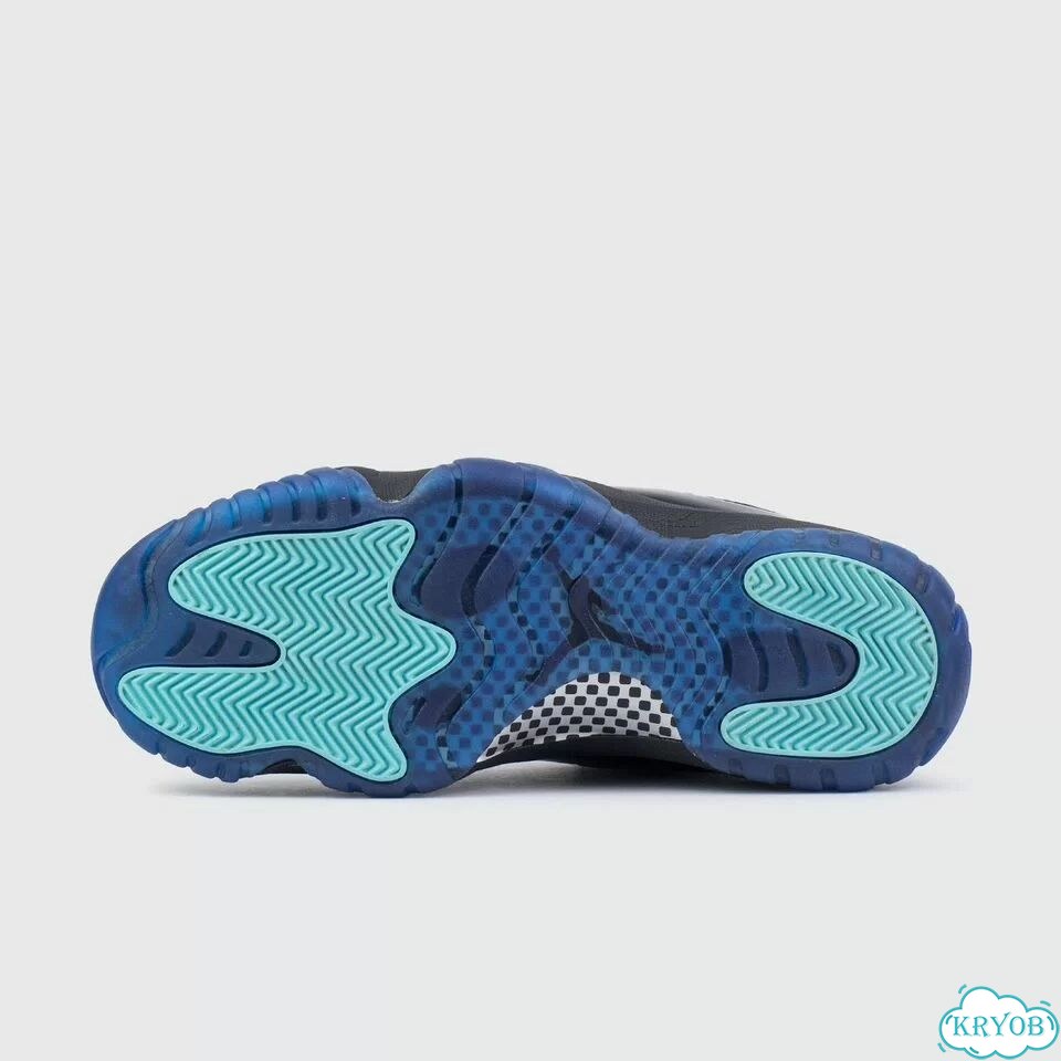Кроссовки Nike Air Jordan 11 Gamma Blue фото 4