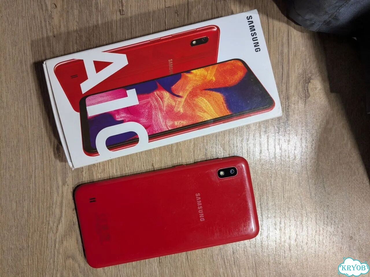 Samsung Galaxy A10, 2/32 ГБ, 2 SIM фото 2