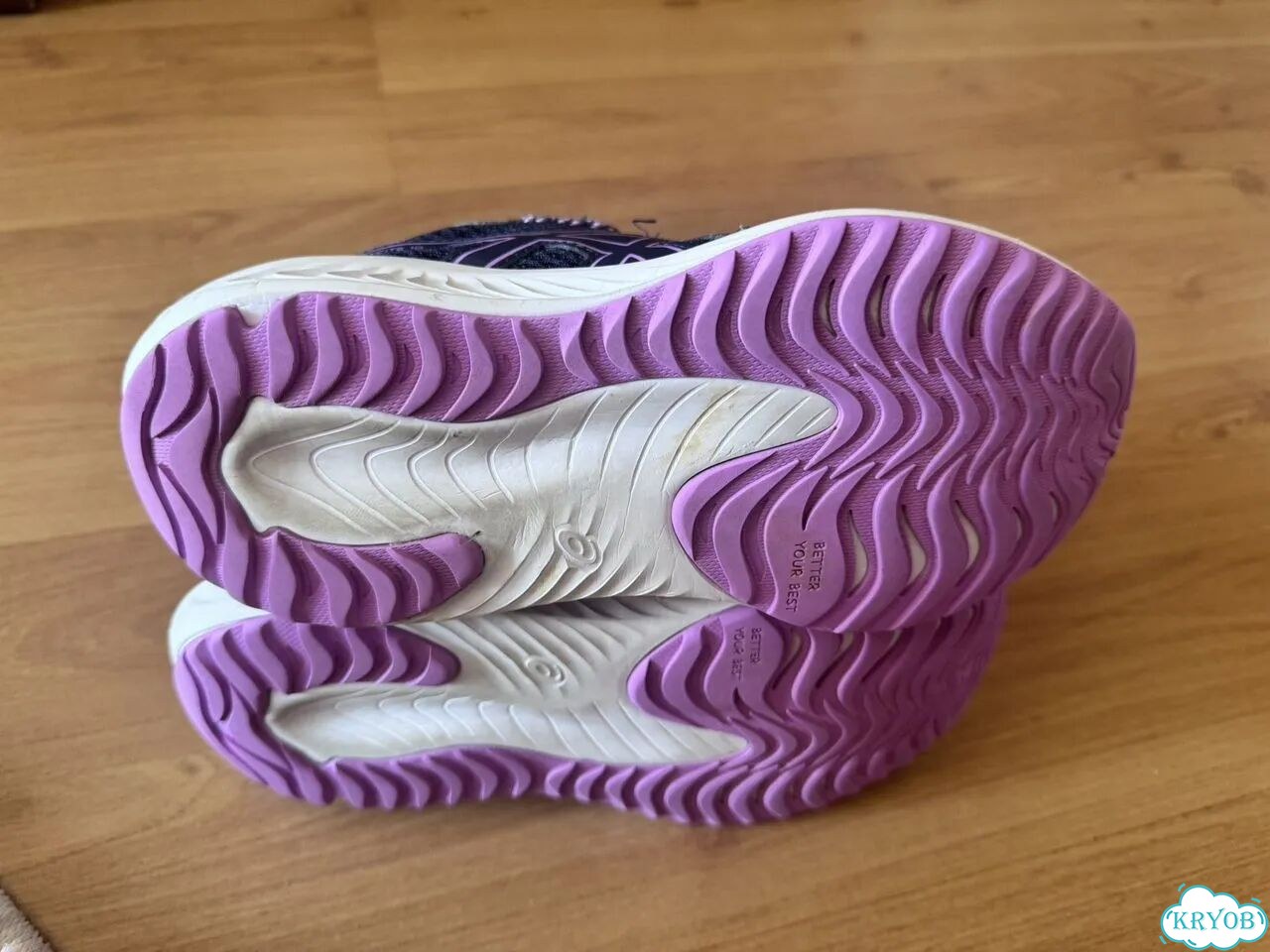 Кроссовки asics фото 2