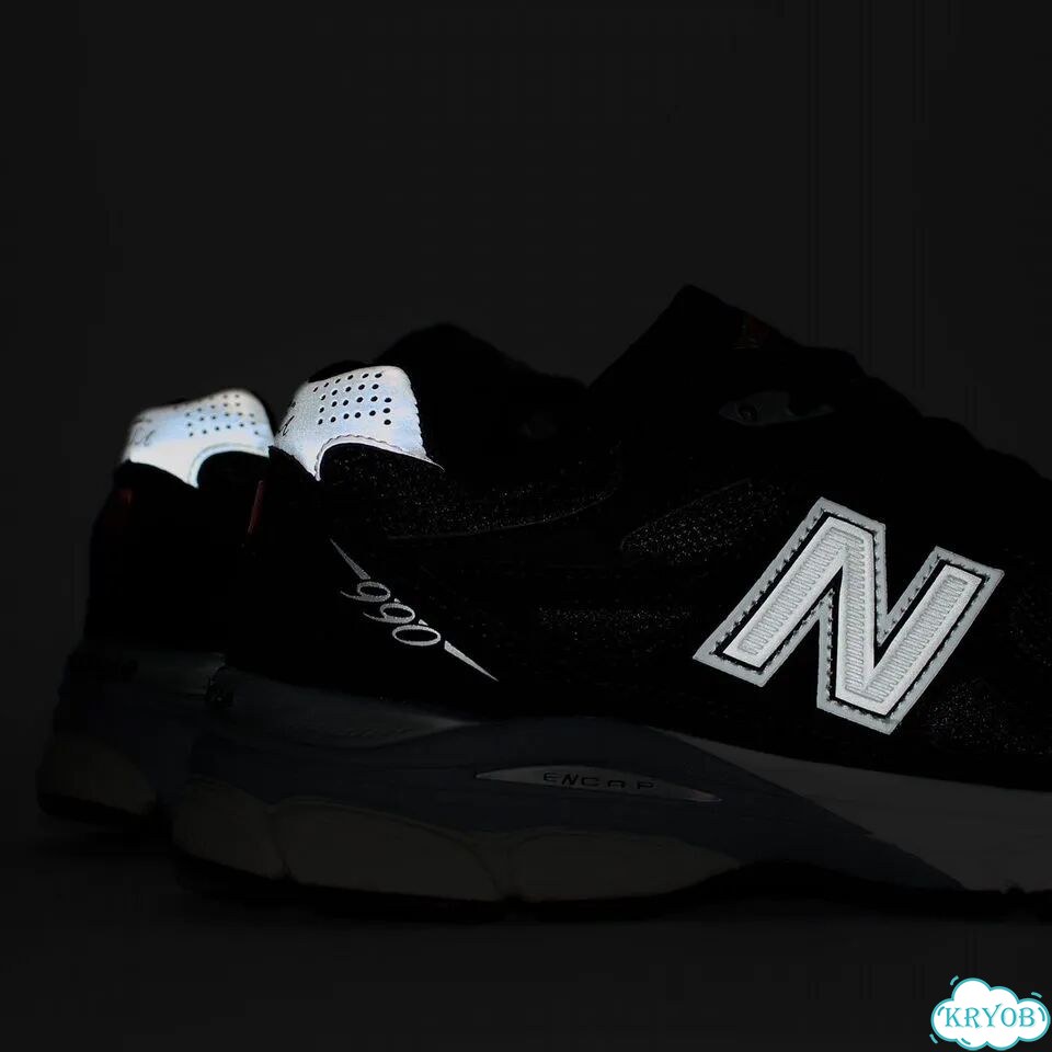 Кроссовки New Balance 990 v3 Black / White фото 6