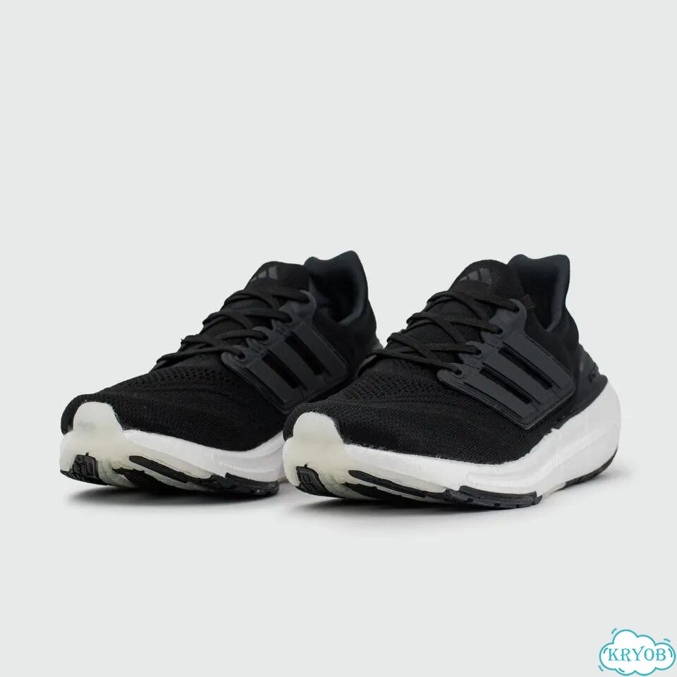 Кроссовки Adidas Ultraboost Light Black White фото 2