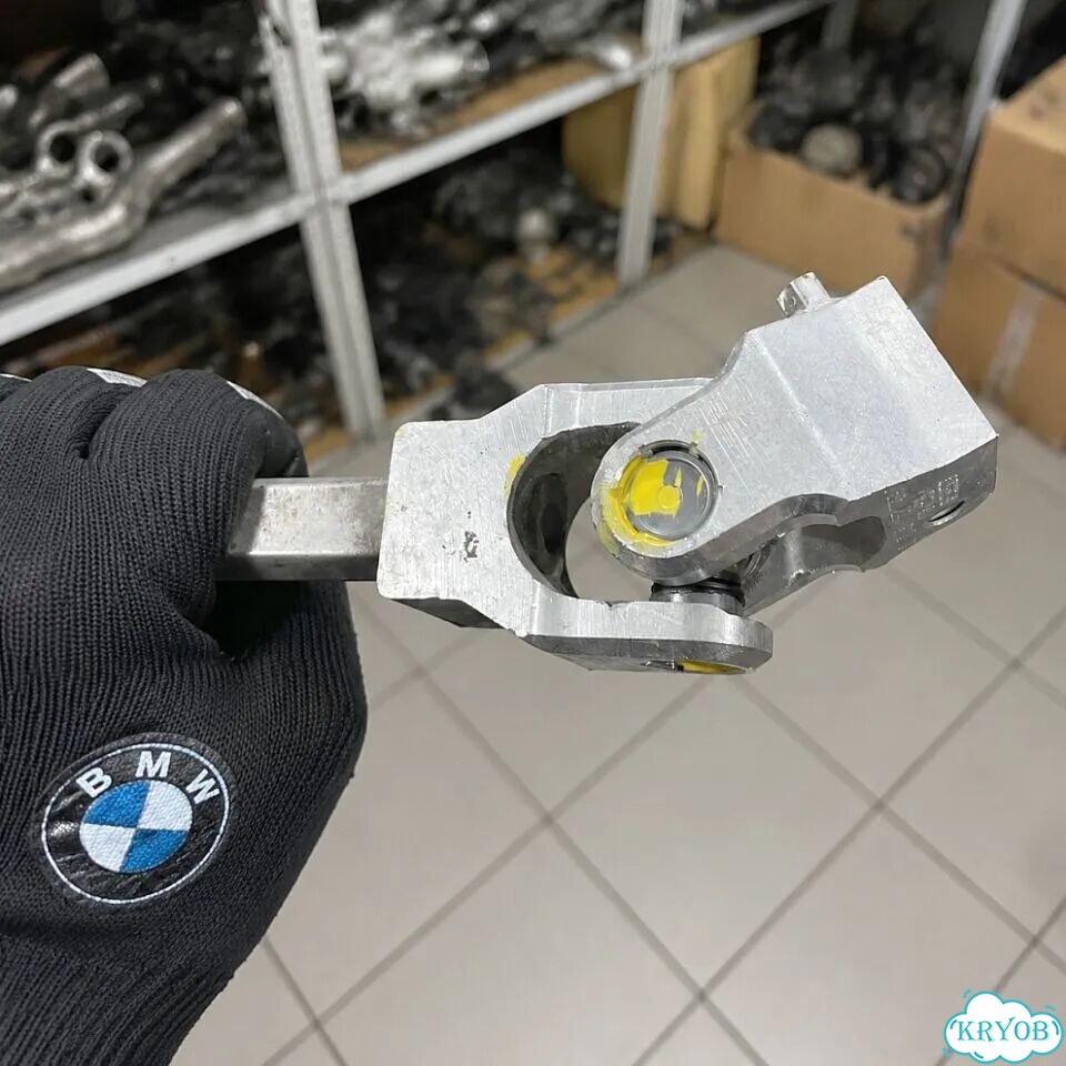 Карданчик рулевой бмв E81/ X1 E84 из Европы фото 7