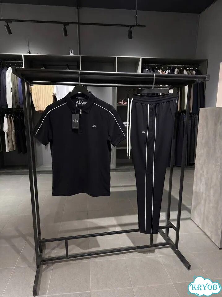 Костюм штаны с футболкой Armani фото 1
